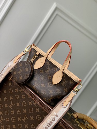 Louis Vuitton coin purse