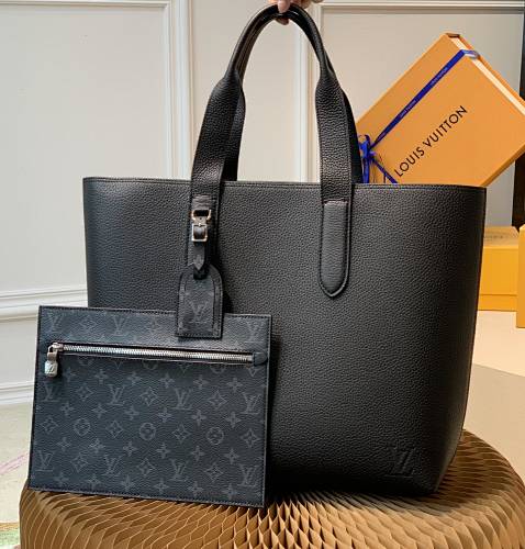 Louis Vuitton Cabas Voyage Cabas Voyage Taurillon Monogram Eclipse Oo 45 X 33 X 15