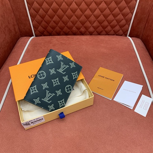 Louis Vuitton card holder