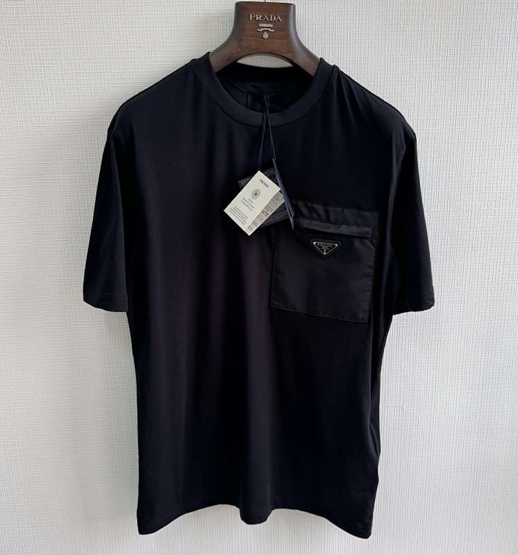 Tee from Scarlettluxury