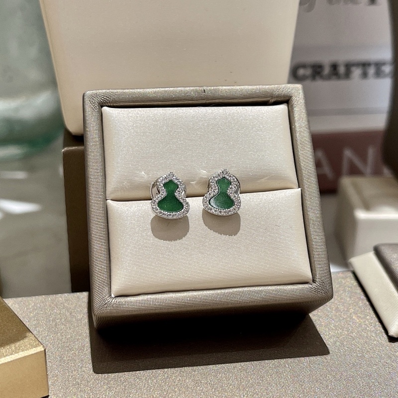 Earrings from Scarlettluxury