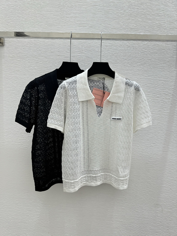 Sweater from Scarlettluxury