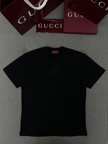 Tee from Scarlettluxury