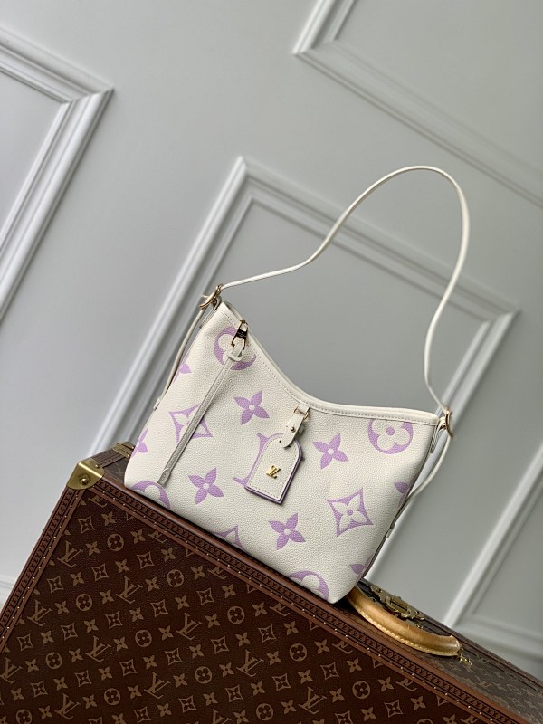 Louis Vuitton crossbody bag