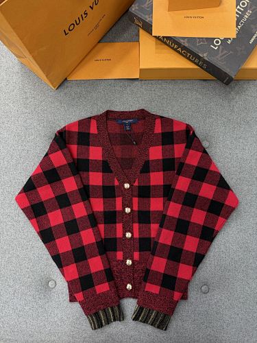 Sweater from Scarlettluxury