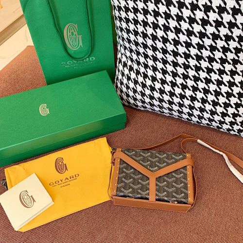Goyard bag