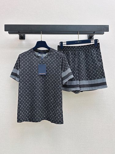 Louis Vuitton set