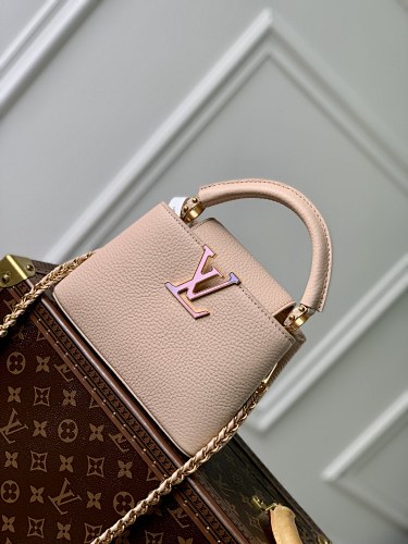 Louis Vuitton crossbody bag