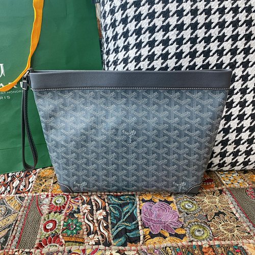 Goyard clutch