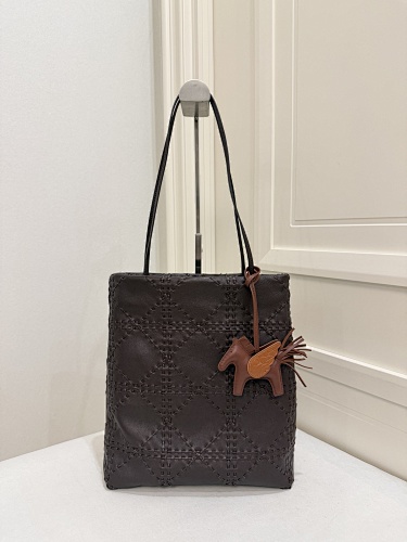 Lilou Woven