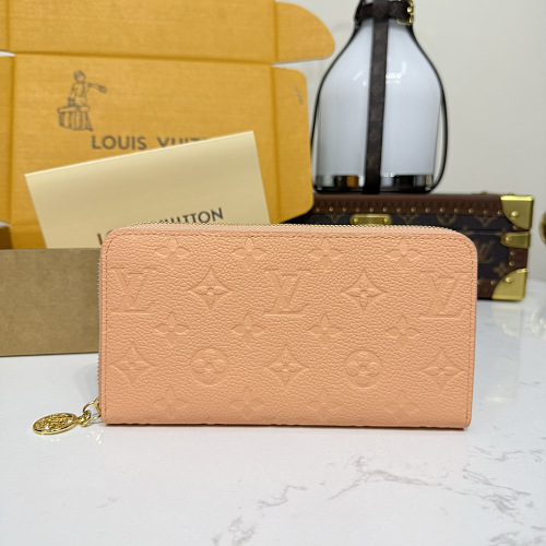 Wallet from Scarlettluxury