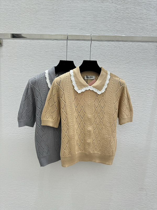 Sweater from Scarlettluxury