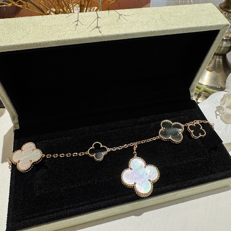 Bracelet from Scarlettluxury