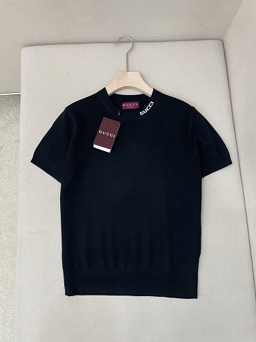 Sweater from Scarlettluxury