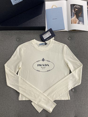 Sweater from Scarlettluxury