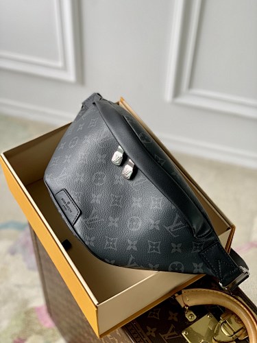 Louis Vuitton belt bag