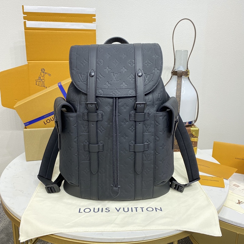 Louis Vuitton Christopher Monogram Taurillon