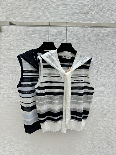 Sweater from Scarlettluxury