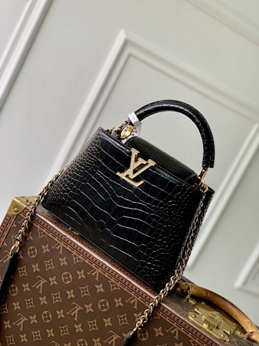 Louis Vuitton necklace