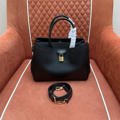 Louis Vuitton crossbody bag