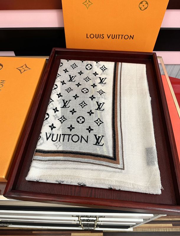 Scarf from Scarlettluxury