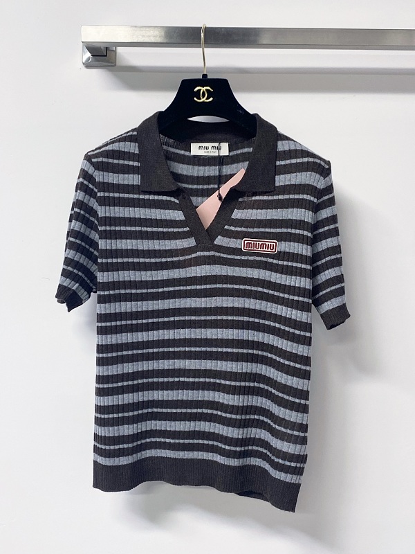 Tee from Scarlettluxury