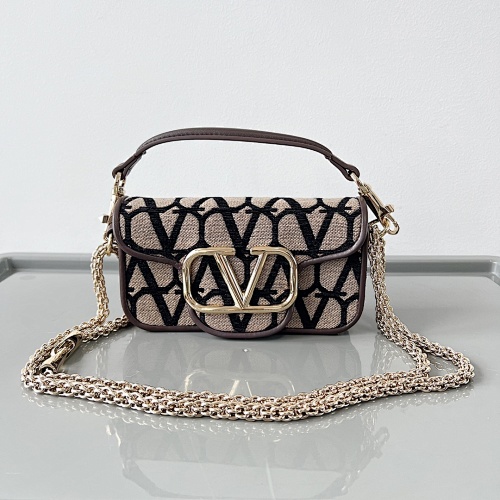 Valentino VLogo Signature