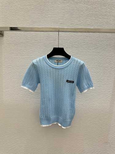 Sweater from Scarlettluxury