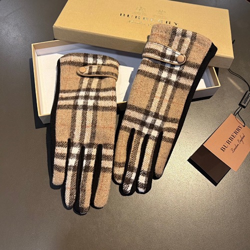 Burberry gloves