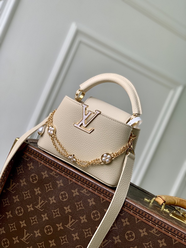 Louis Vuitton necklace