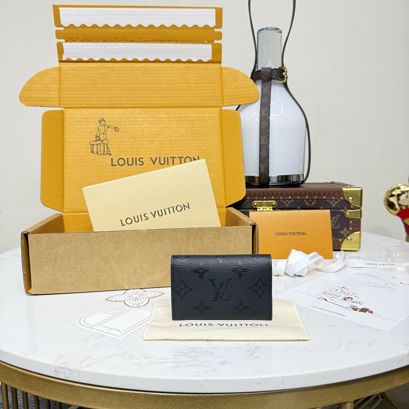 Card holder from Scarlettluxury
