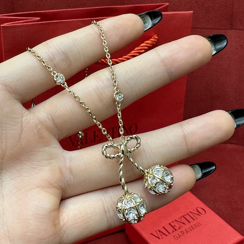 Necklace from Scarlettluxury