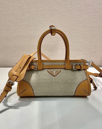 Crossbody bag from Scarlettluxury