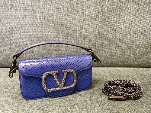 Valentino Garavani Miniloc VLogo Signature