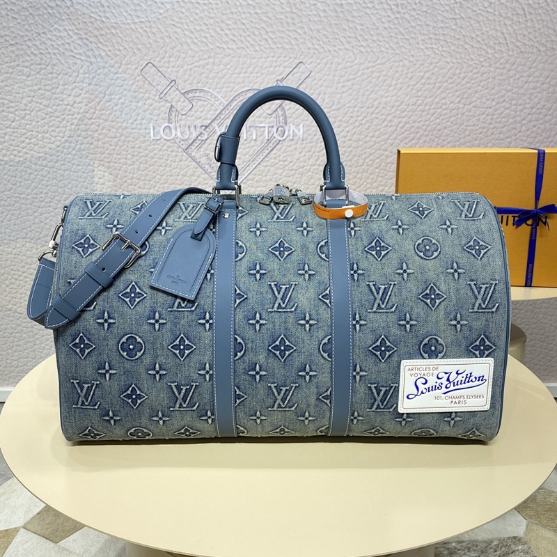 Travel bag from Scarlettluxury