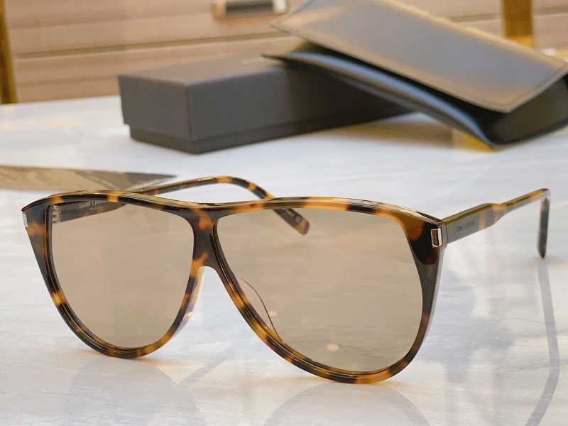 Glasses from Scarlettluxury