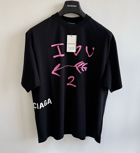 Tee from Scarlettluxury