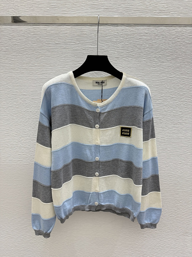 Sweater from Scarlettluxury