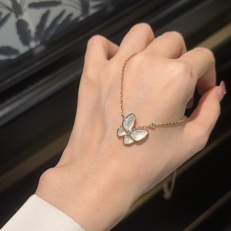 Necklace from Scarlettluxury