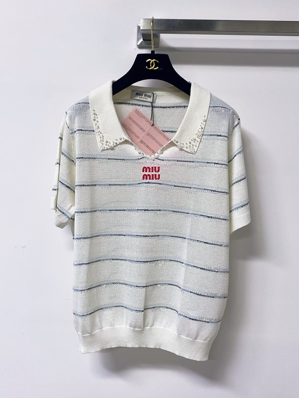 Tee from Scarlettluxury
