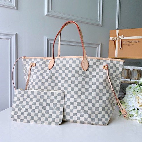 Louis Vuitton clutch