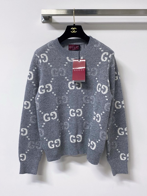 Long sleeve from Scarlettluxury