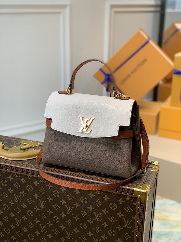 Louis Vuitton crossbody bag
