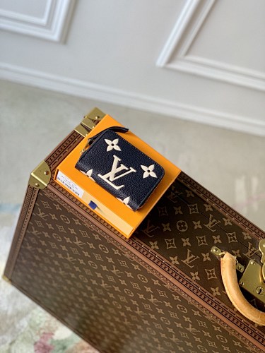 Wallet from Scarlettluxury