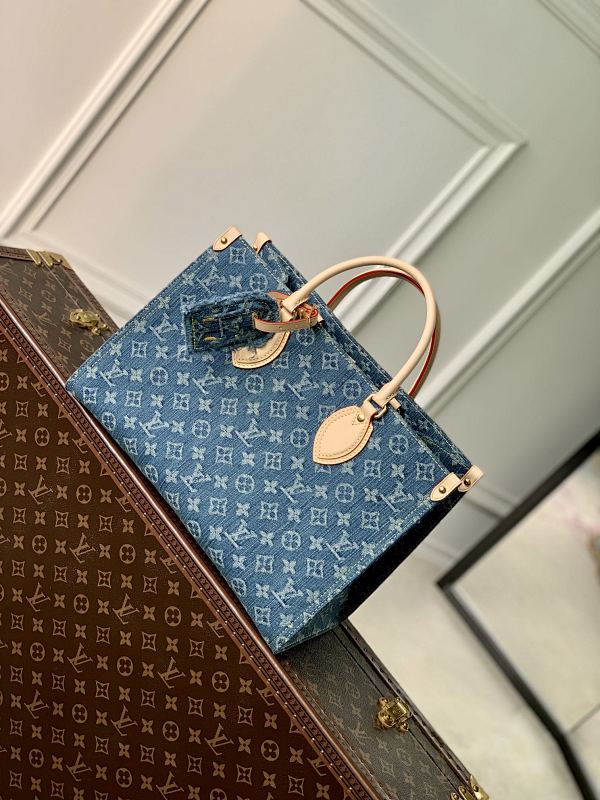 Louis Vuitton bag