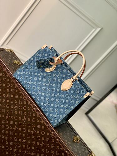 Louis Vuitton bag
