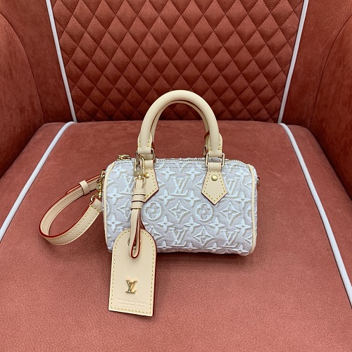 Louis Vuitton crossbody bag