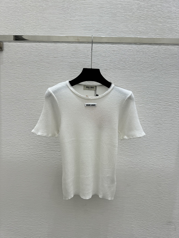 Sweater from Scarlettluxury