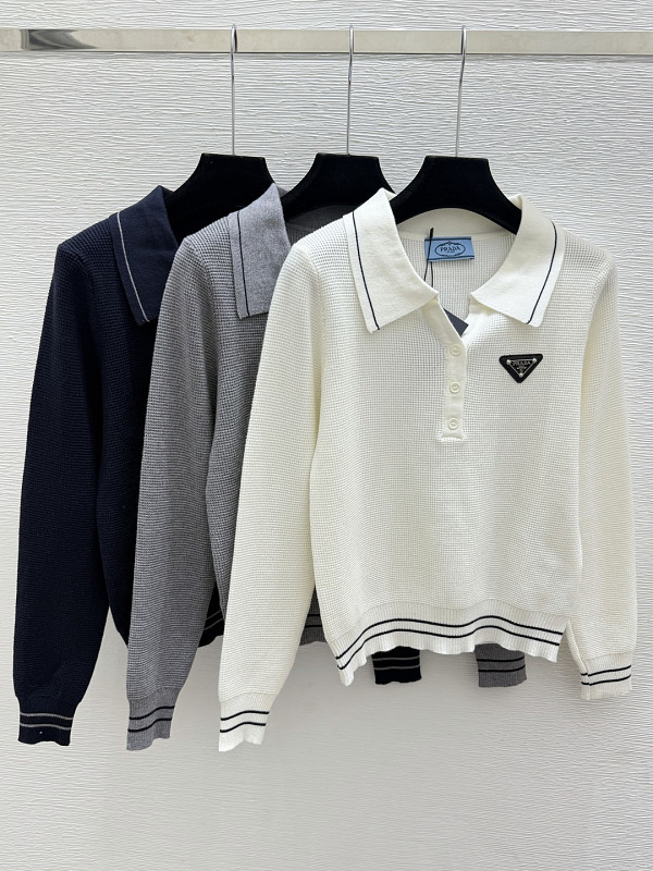 Sweater from Scarlettluxury