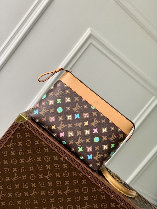 Louis Vuitton clutch